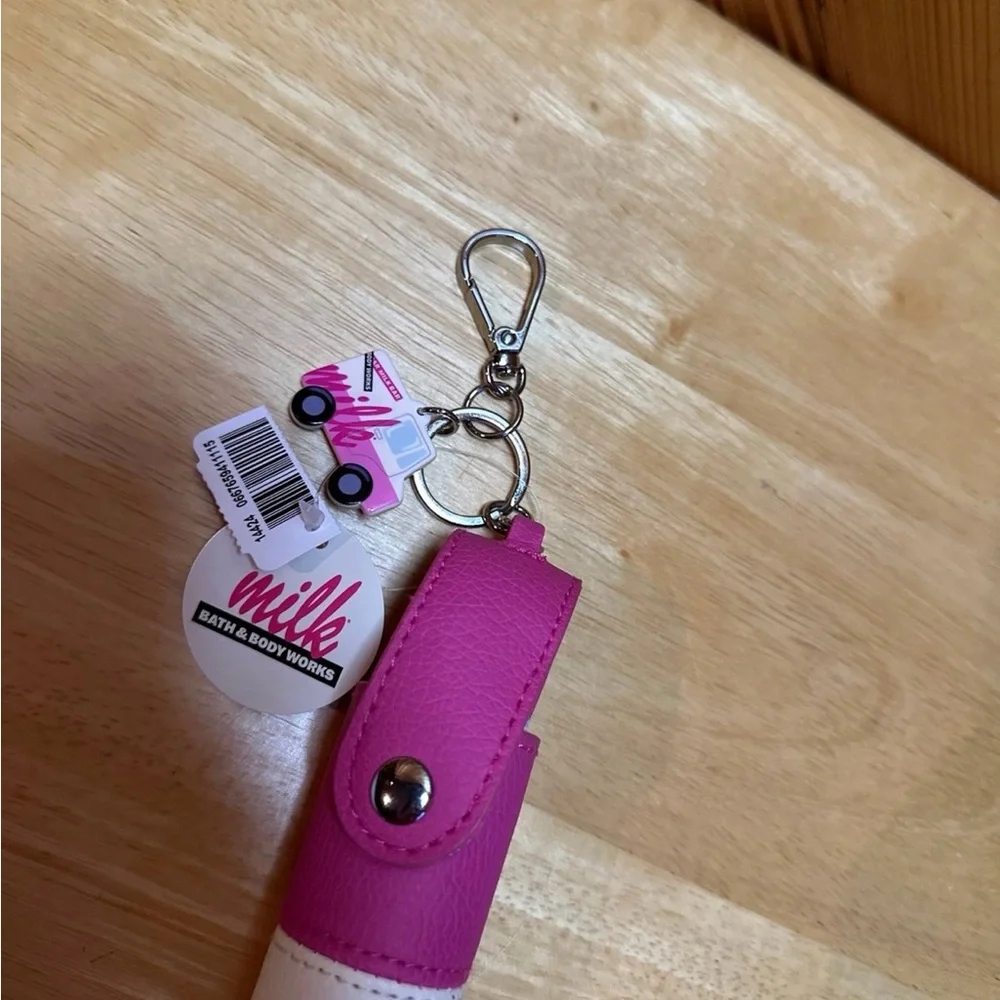 Bath & Body Works x Milk Bar 1oz Antibacterial Hand Spray Holder
